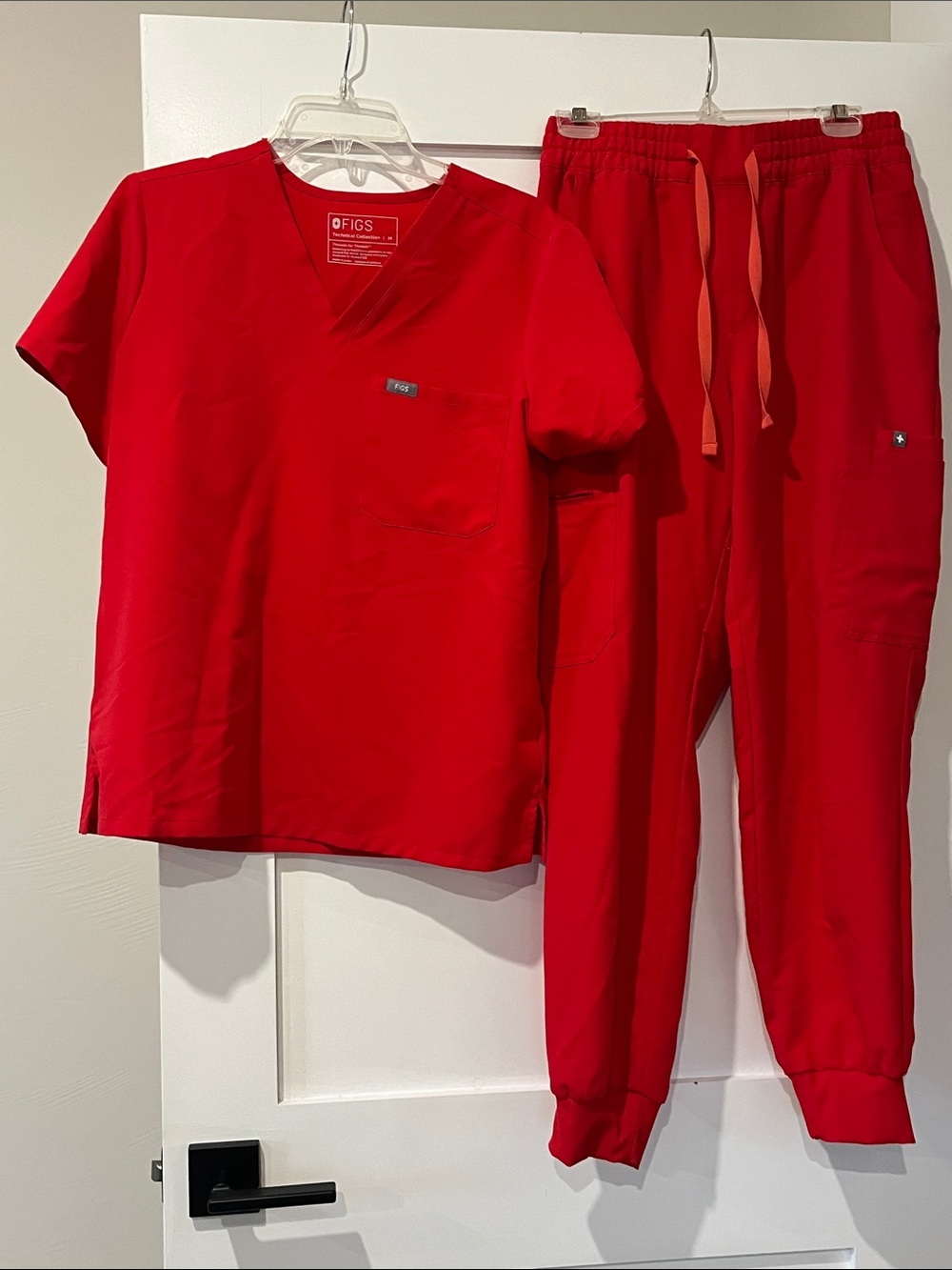 Figs Womenβs M Bright Red Pajama Set - V-Neck Top & Drawstring Joggers